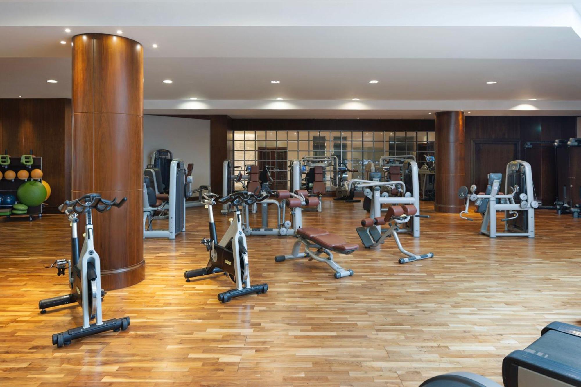 Sheraton Oman Hotel Muscat Exterior photo The gym at the InterContinental London Park Lane