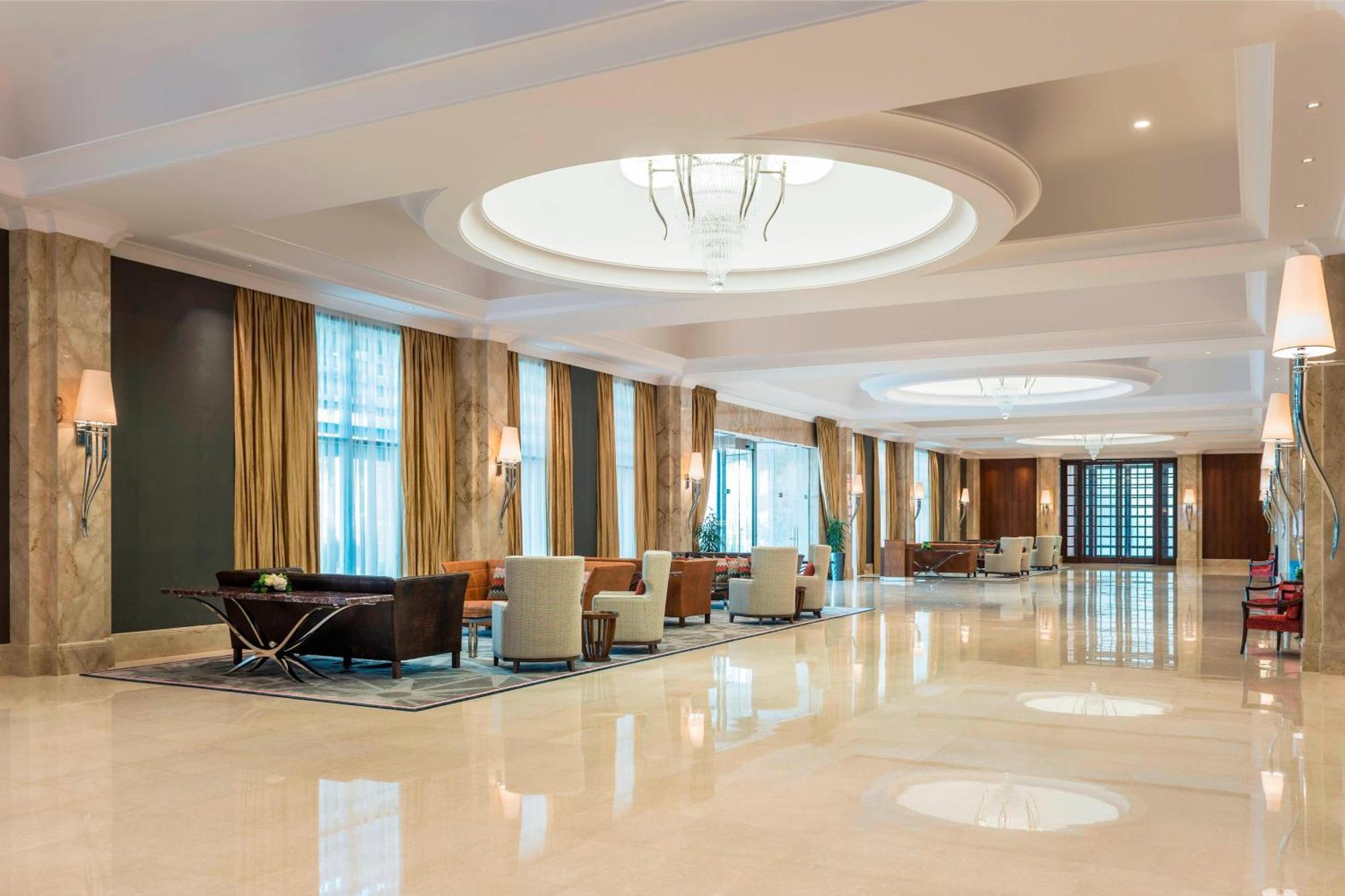 Sheraton Oman Hotel Muscat Exterior photo Lobby